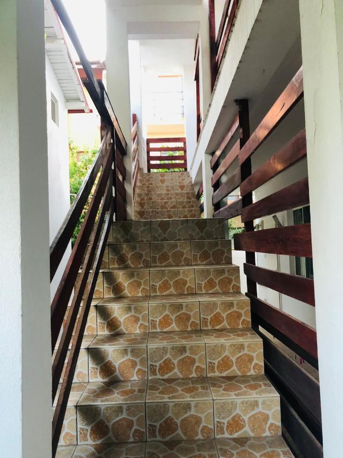 Отель Casa Andrei Костинешти Экстерьер фото